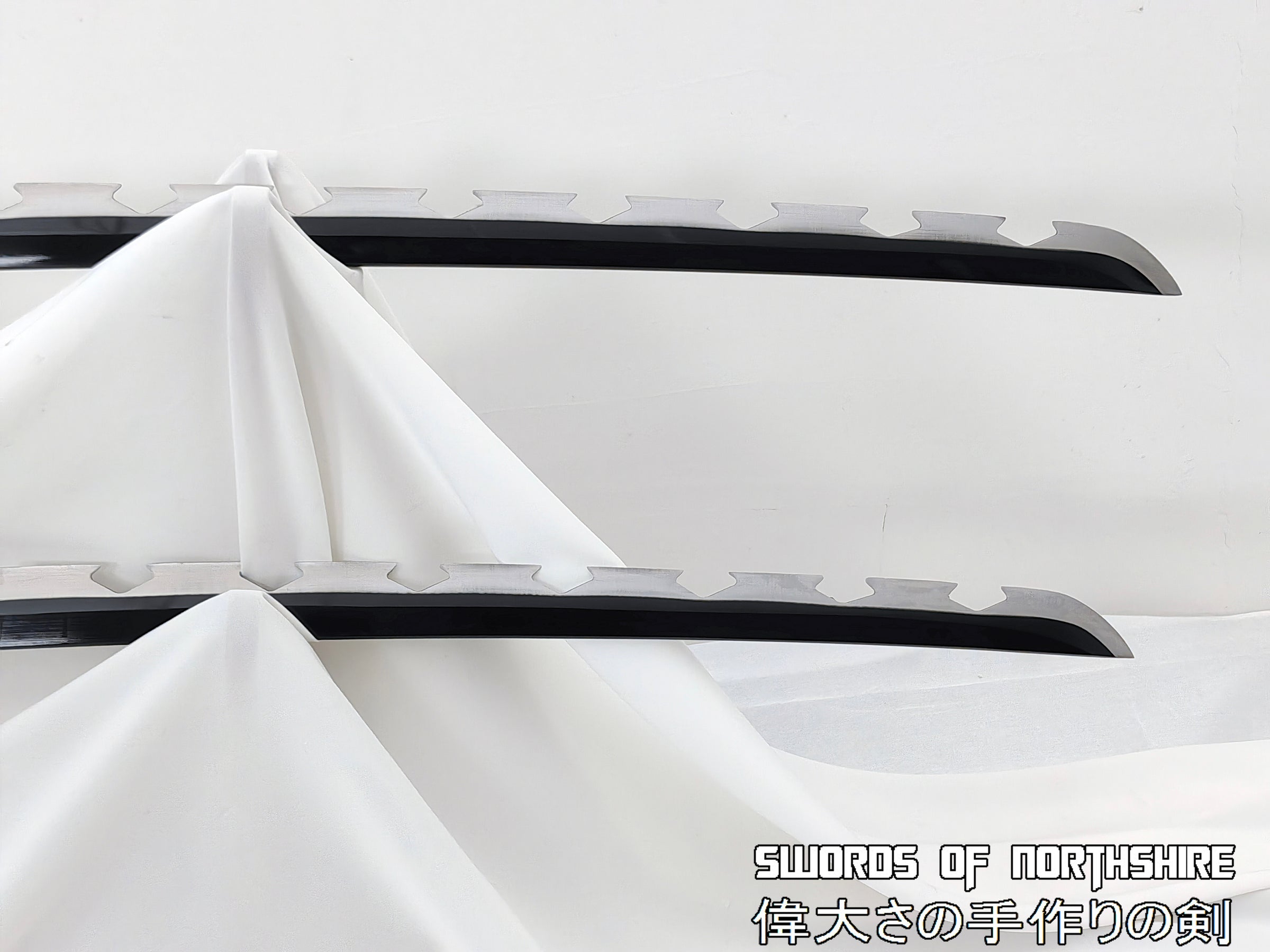 Inosuke Hashibira Katana - Nichirin Sword Replica - from Demon Slayer