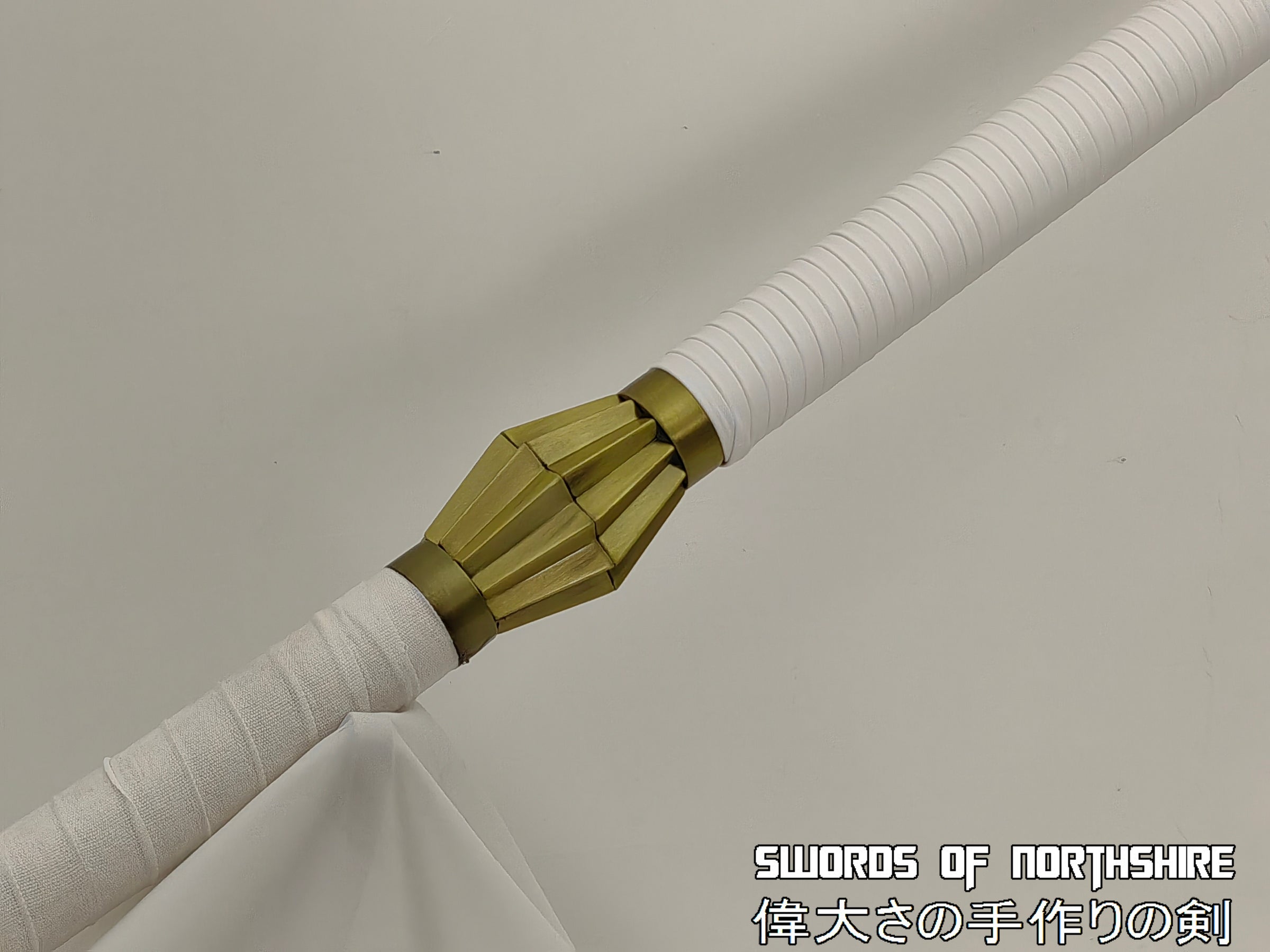 Nozarashi sword from Bleach gold hand guard