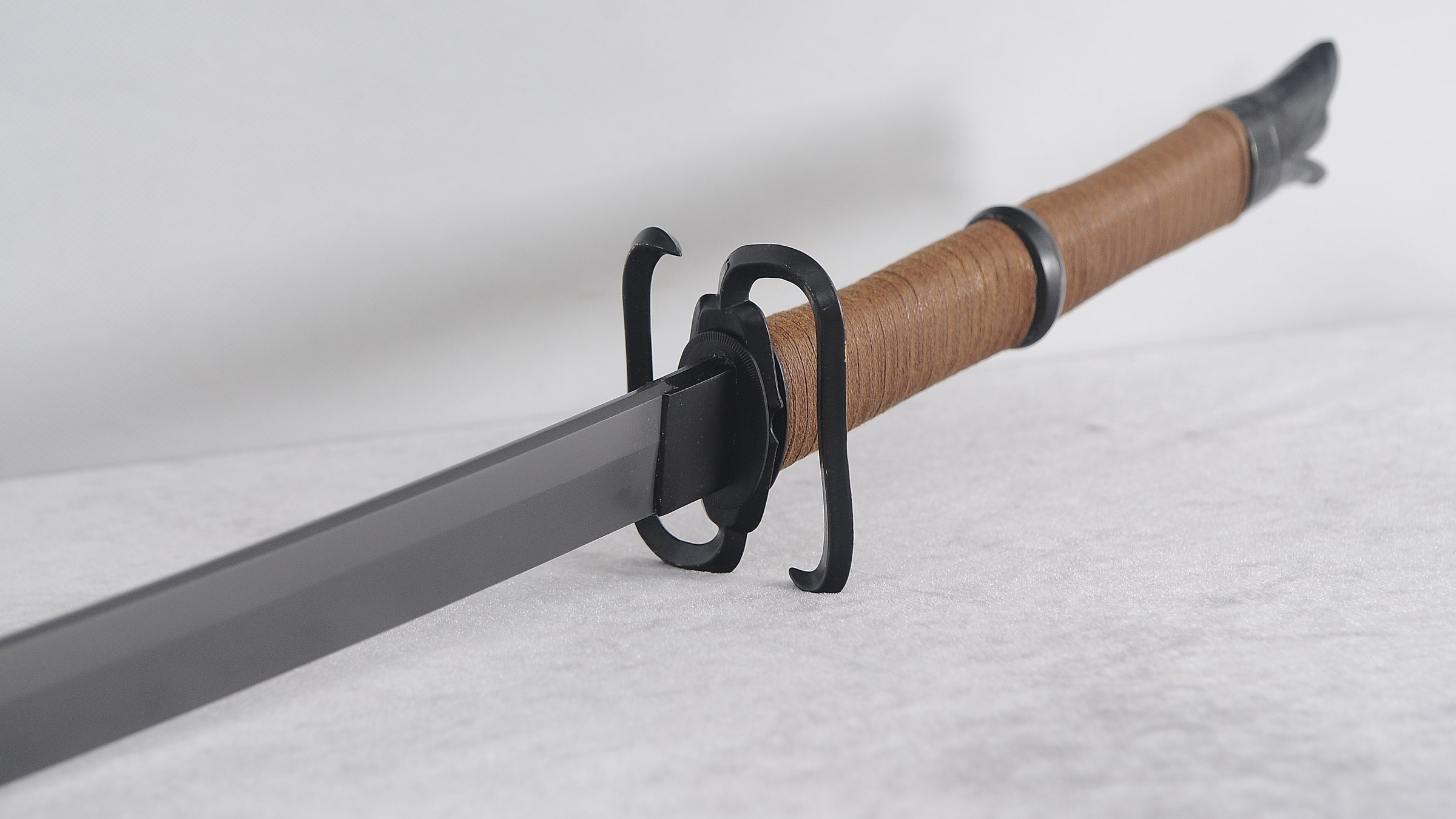 Cyberpunk 2077 Replica - Black Unicorn 1095