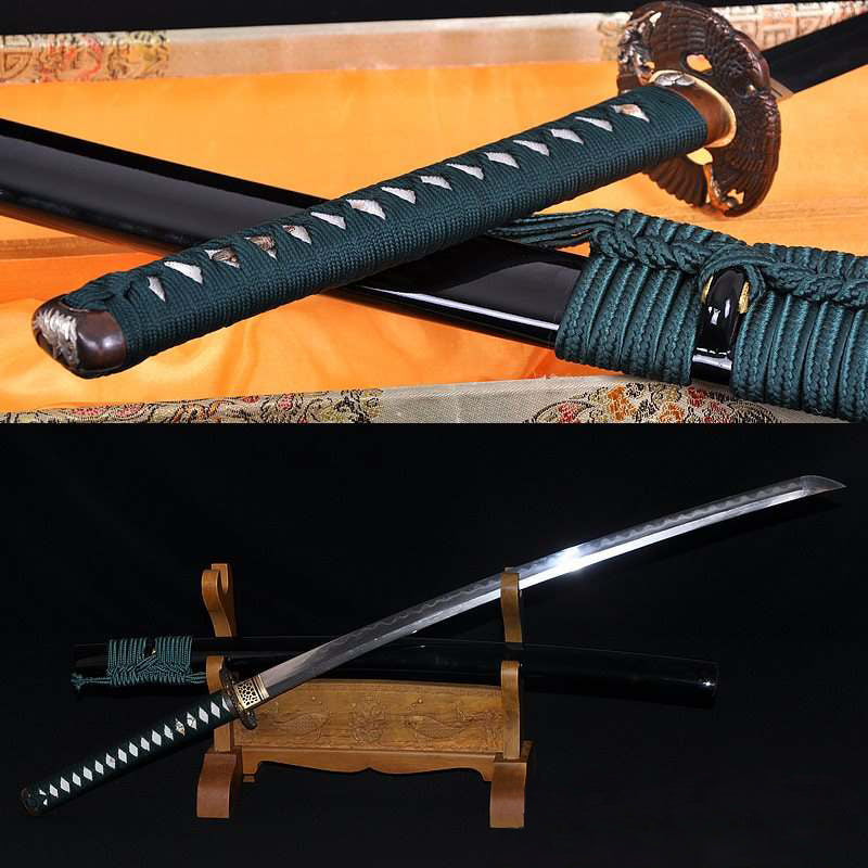 Hand Forged Folded Damascus Steel Clay Tempered Samurai Eagle Katana Sword