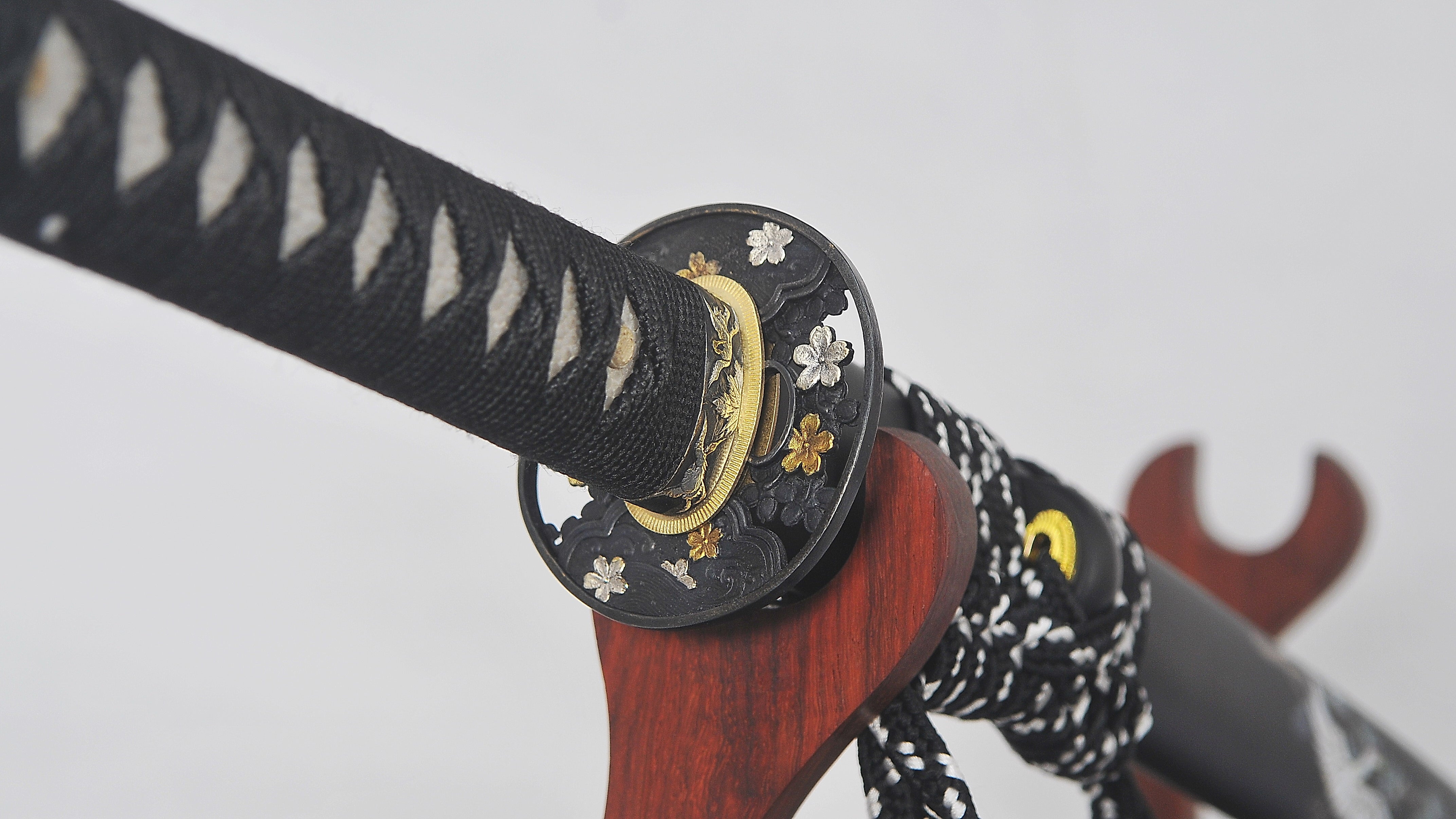 Kotobukiya Bacchette Giapponesi Katana Samurai Con Supporto - Sakon Shima - Regalo Originale