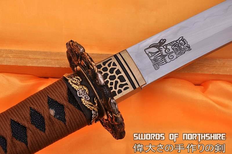 Hand Forged Folded Damascus Steel Clay Tempered Samurai Dragon