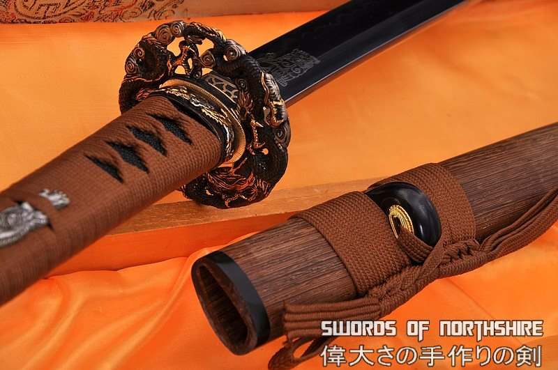 Hand Forged Folded Damascus Steel Clay Tempered Samurai Dragon Katana Sword