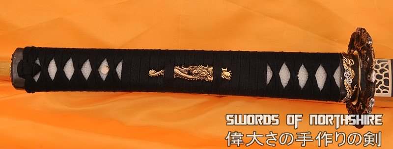 Hand Forged Folded Damascus Steel Clay Tempered Samurai Katana Dragon Sword