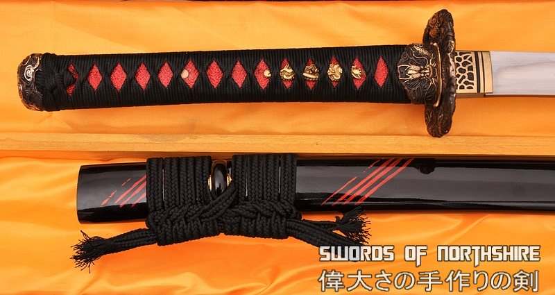 Hand Forged Folded Damascus Steel Clay Tempered Blood Dragon Samurai Katana Sword