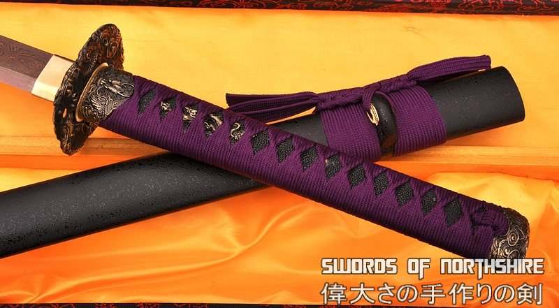 Hand Forged Black and Red Folded Damascus Steel Kiriha-Zukuri Samurai Ninja Sword
