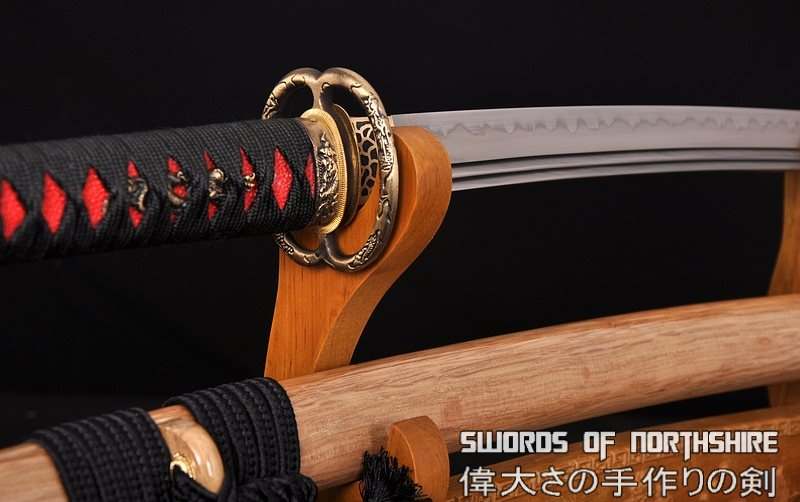 Hand Forged Folded Damascus Steel Clay Tempered Musashi Dragon Katana Samurai Sword