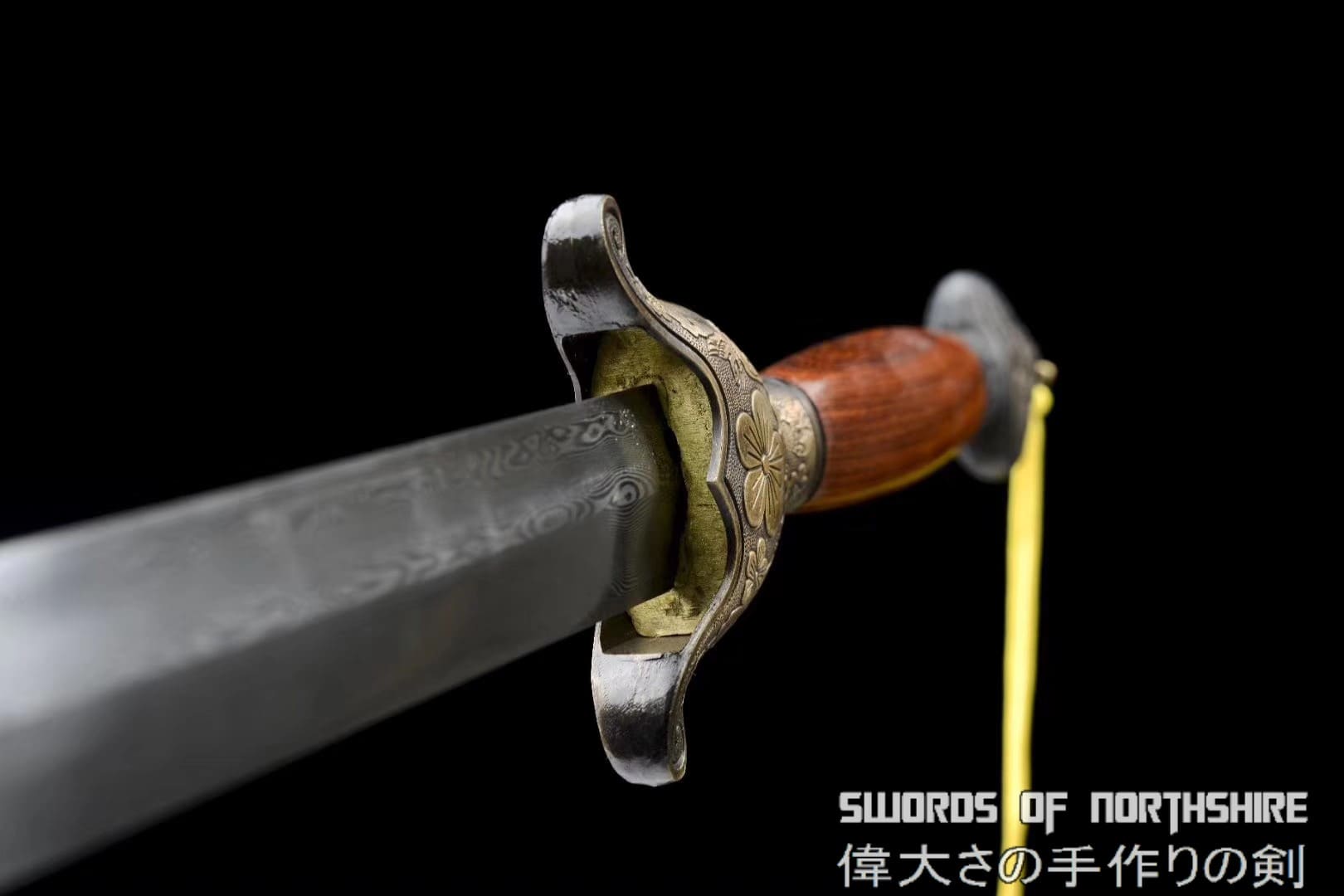 Plum Blossom Jian Hand Forged Folded Damascus Steel Blade Battle Ready Chinese Sword