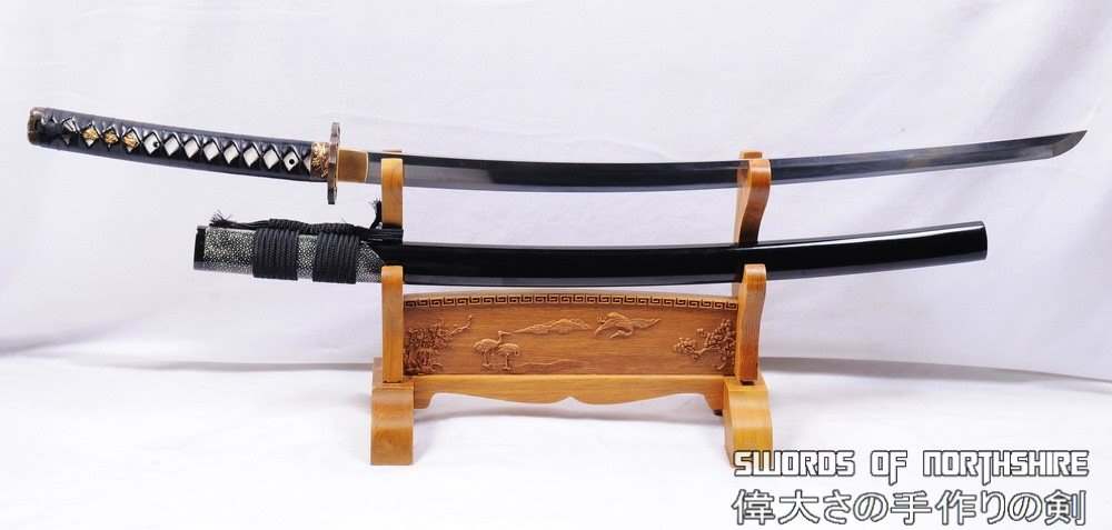 Japanese Samurai Sword | Custom-Made | Swords of