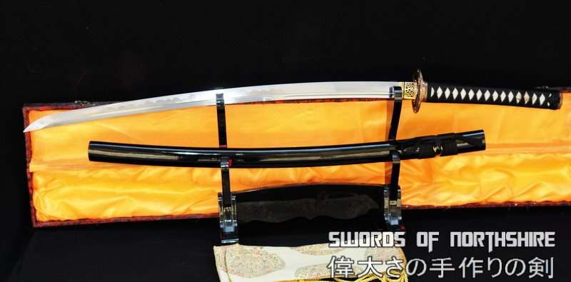 Hand Forged 1095 High Carbon Steel Unokubi Zukuri Eagle Katana