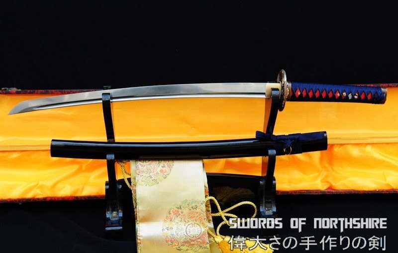 Hand Forged Folded Steel Japanese Samurai Sword Eagle Wakizashi